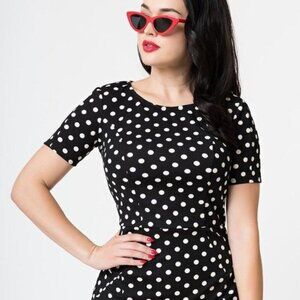 Unique Vintage Mod Wiggle Dress in Black & White Polka Dot Size 4 Small